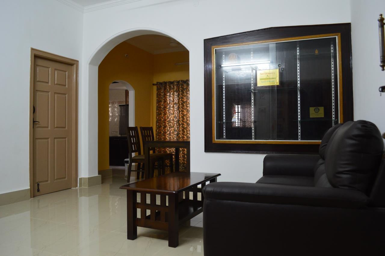 Karanji Aparthotel 3*