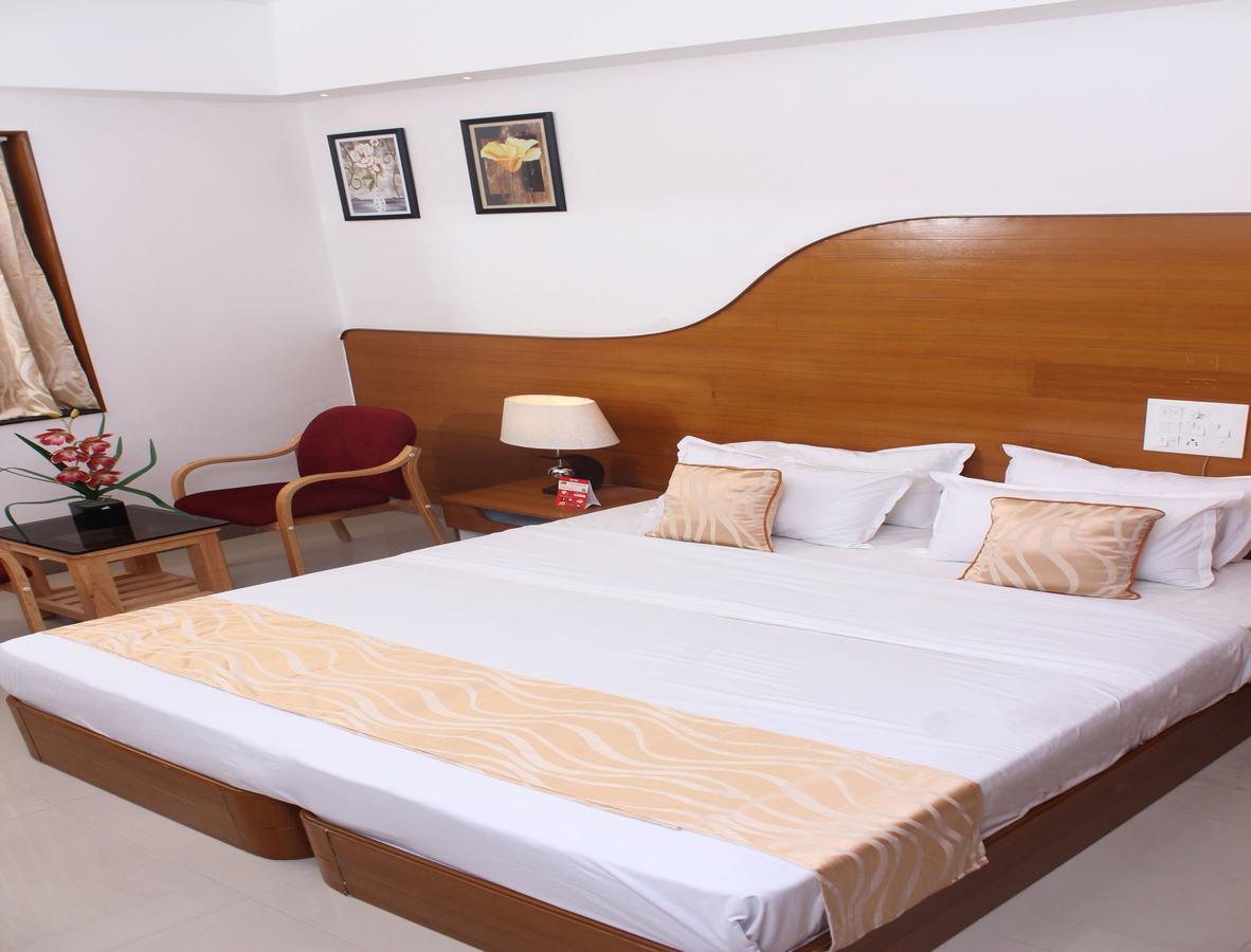 Hotel Oyo 1998 Nityotsava Residency Mysore