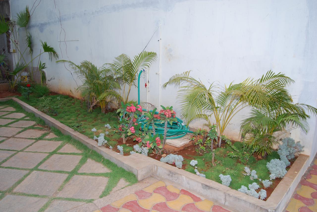 Pratham Residency Hotel 2*
