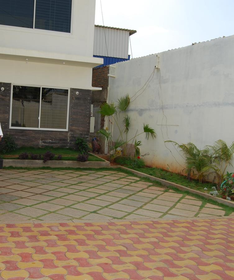 Hotel Pratham Residency 2*