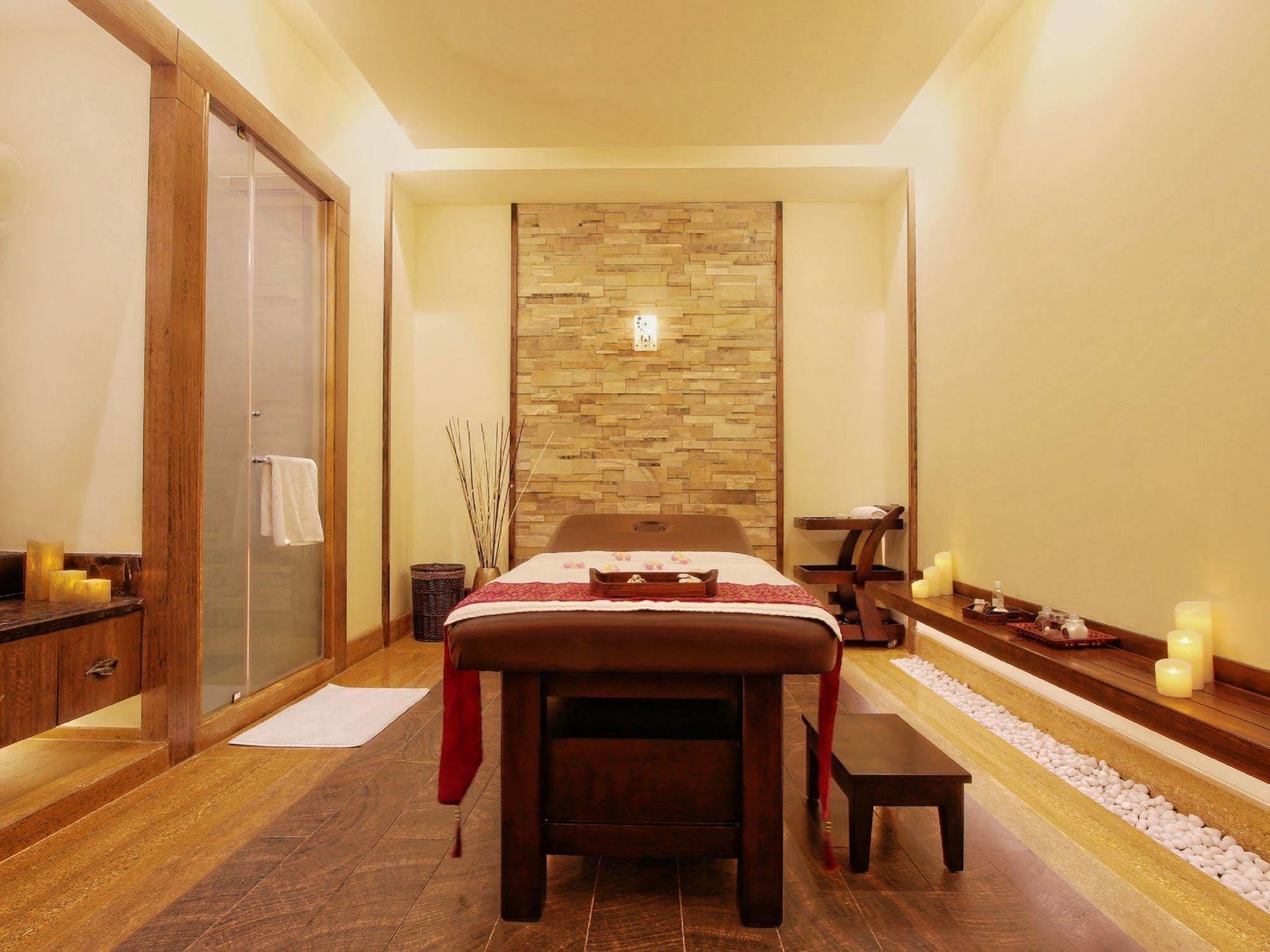 Radisson Blu Plaza 5* Mysore
