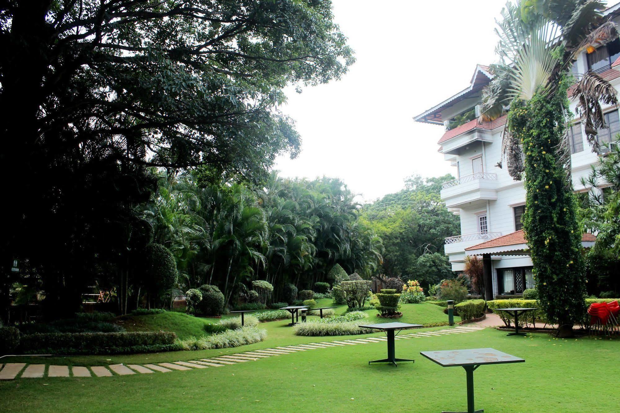 Treebo Trend Royal Hotel Mysore