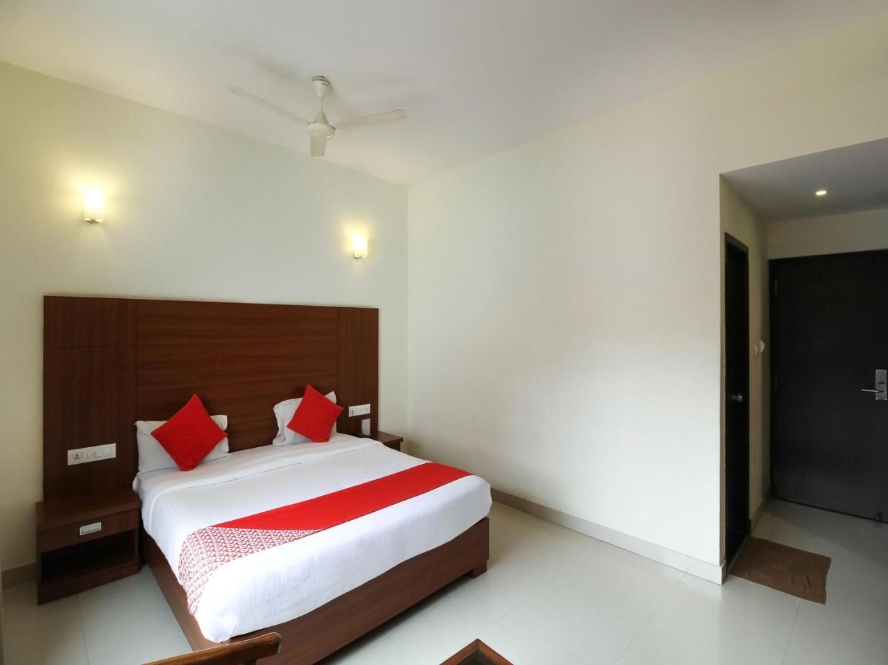 Hotel Golden Castle Hotel
