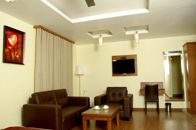 Hotel National Residency 3*