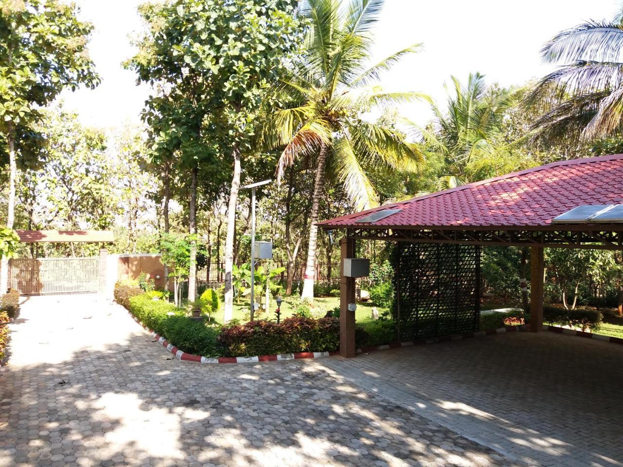 Apartment At Emerald Enclave, *