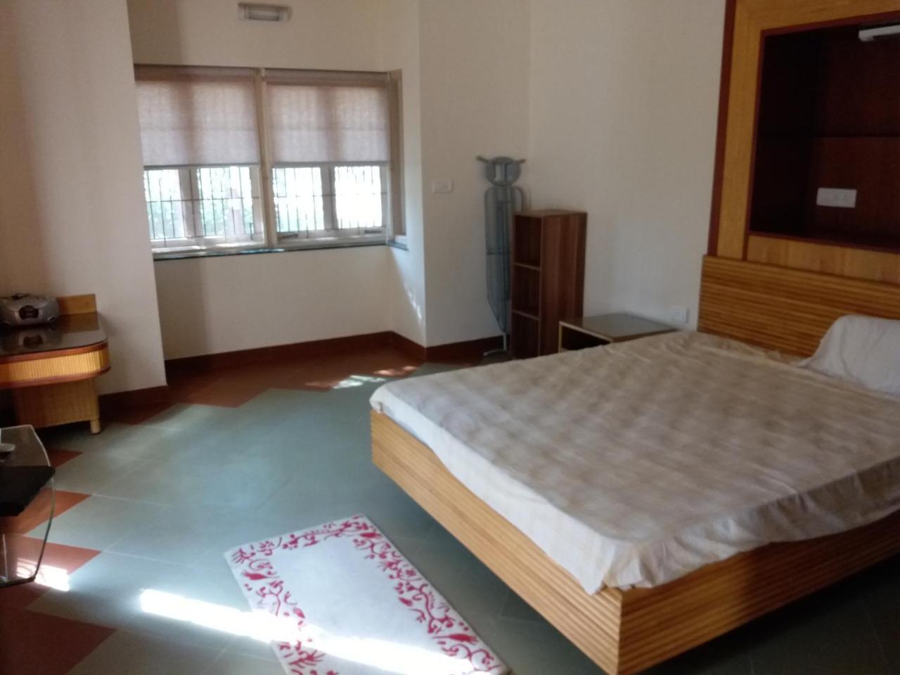 Apartment At Emerald Enclave, *
