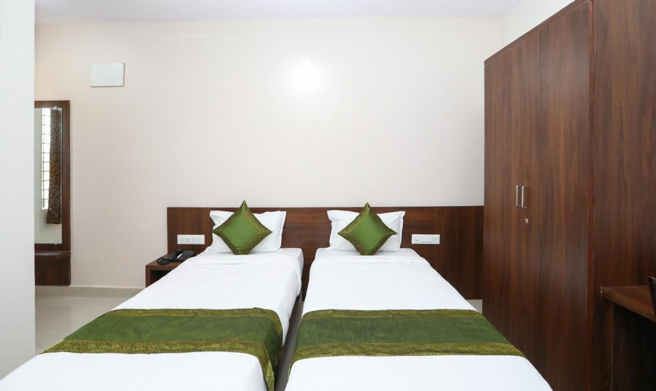 Treebo Trend Krishnaa Comfort Highway 3*