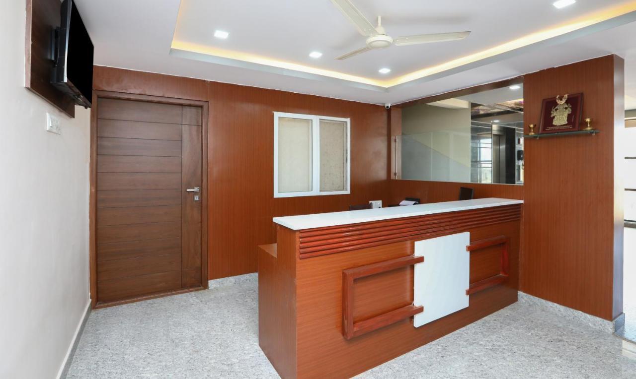 Treebo Trend Krishnaa Comfort Highway Hotel 3*