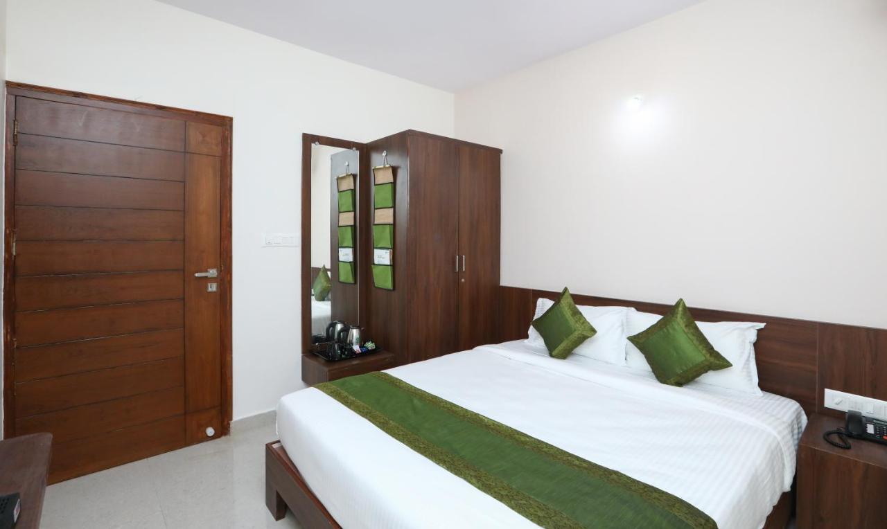 Treebo Trend Krishnaa Comfort Highway
