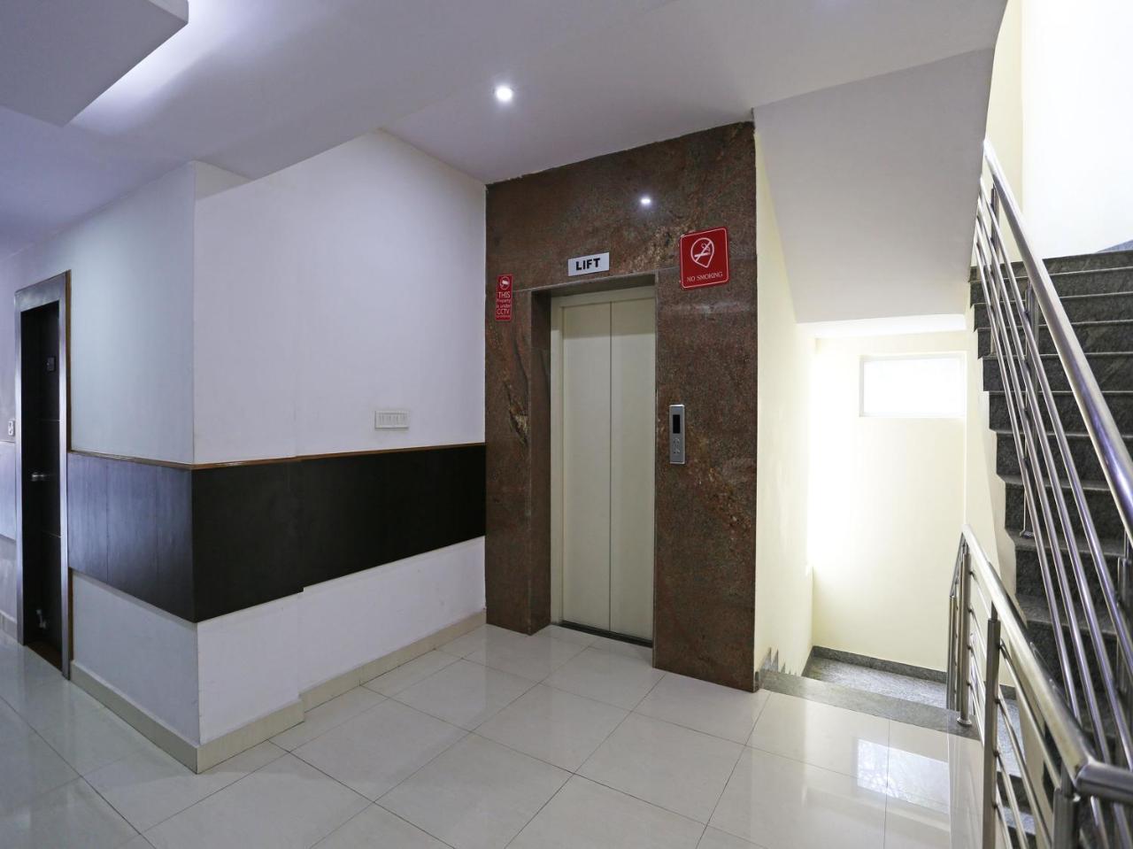 Hotel Prakaash Comforts 2*