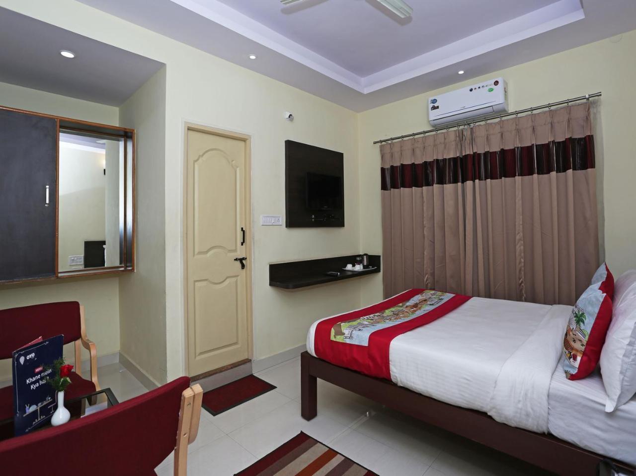 Hotel Prakaash Comforts 2*