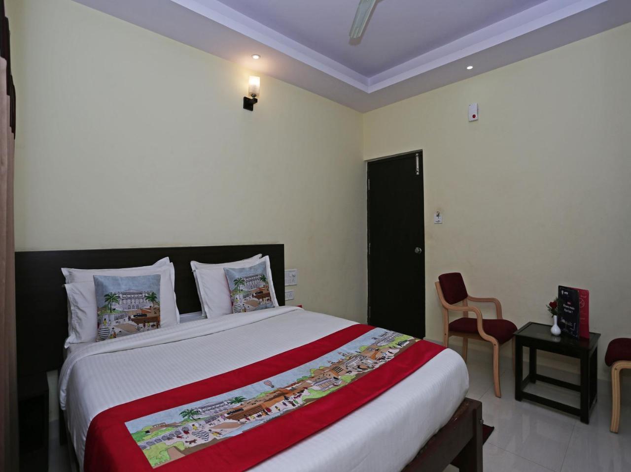 Hotel Prakaash Comforts Mysore