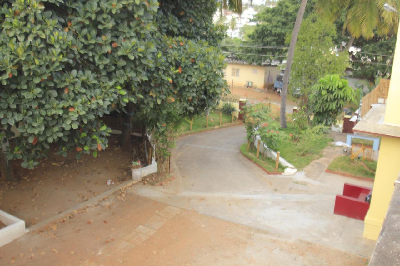 The Bunkers Ashram * Mysore