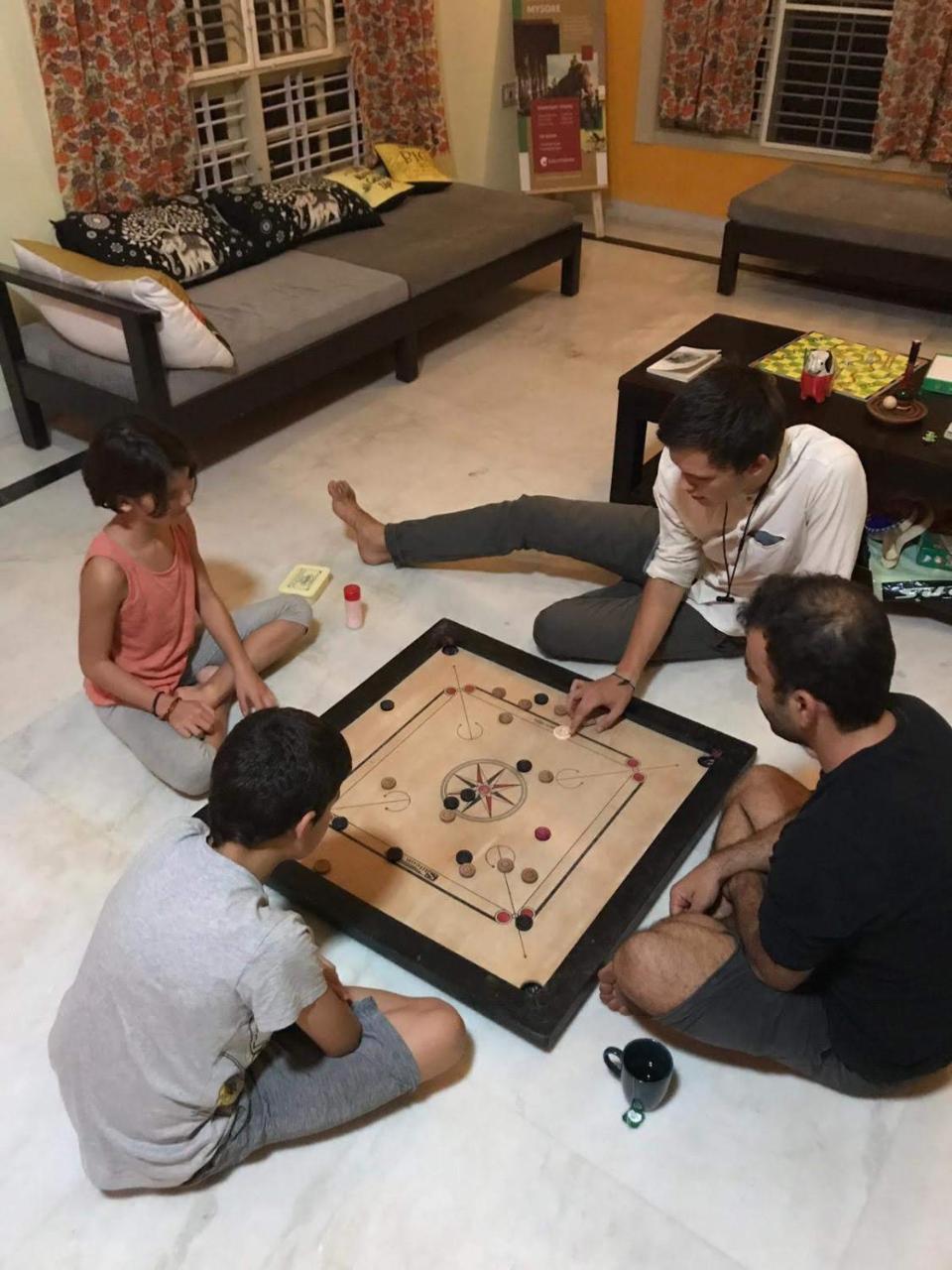 Beehive Commune Hostel Mysore