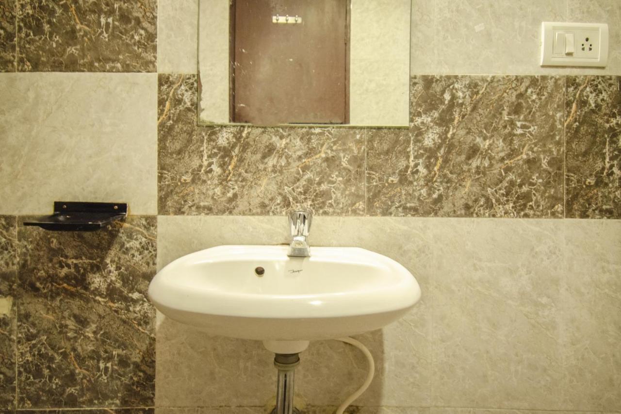 Sunshine Hotel Mysore