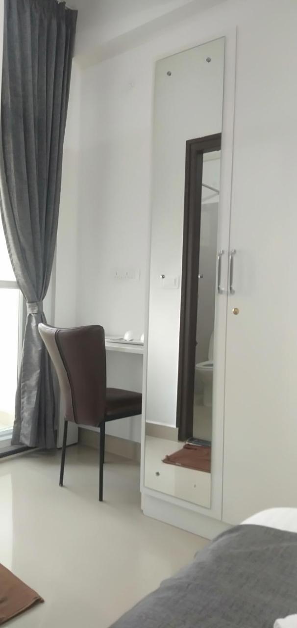 Varsha Enclave - Delta House Apartment *