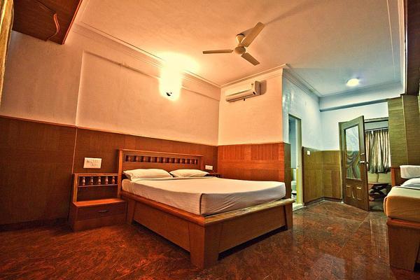 Hotel Mahendra *