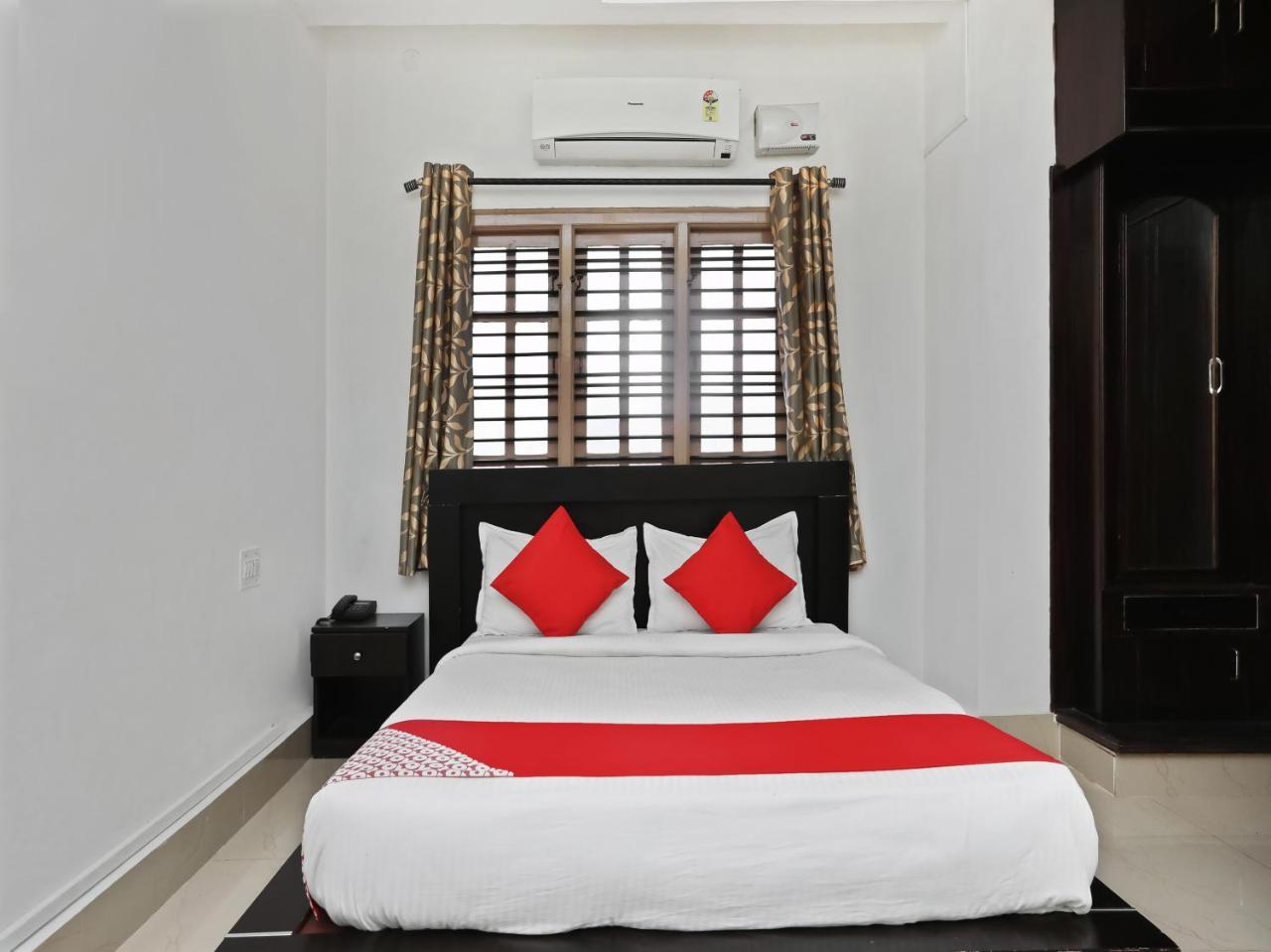 Aparthotel Karanji 3*