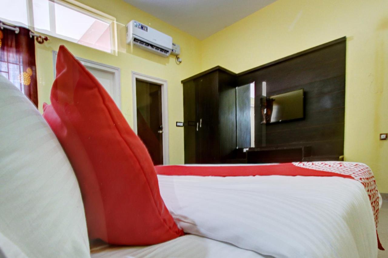 Hotel Oyo 26801 Ss Residency 3*