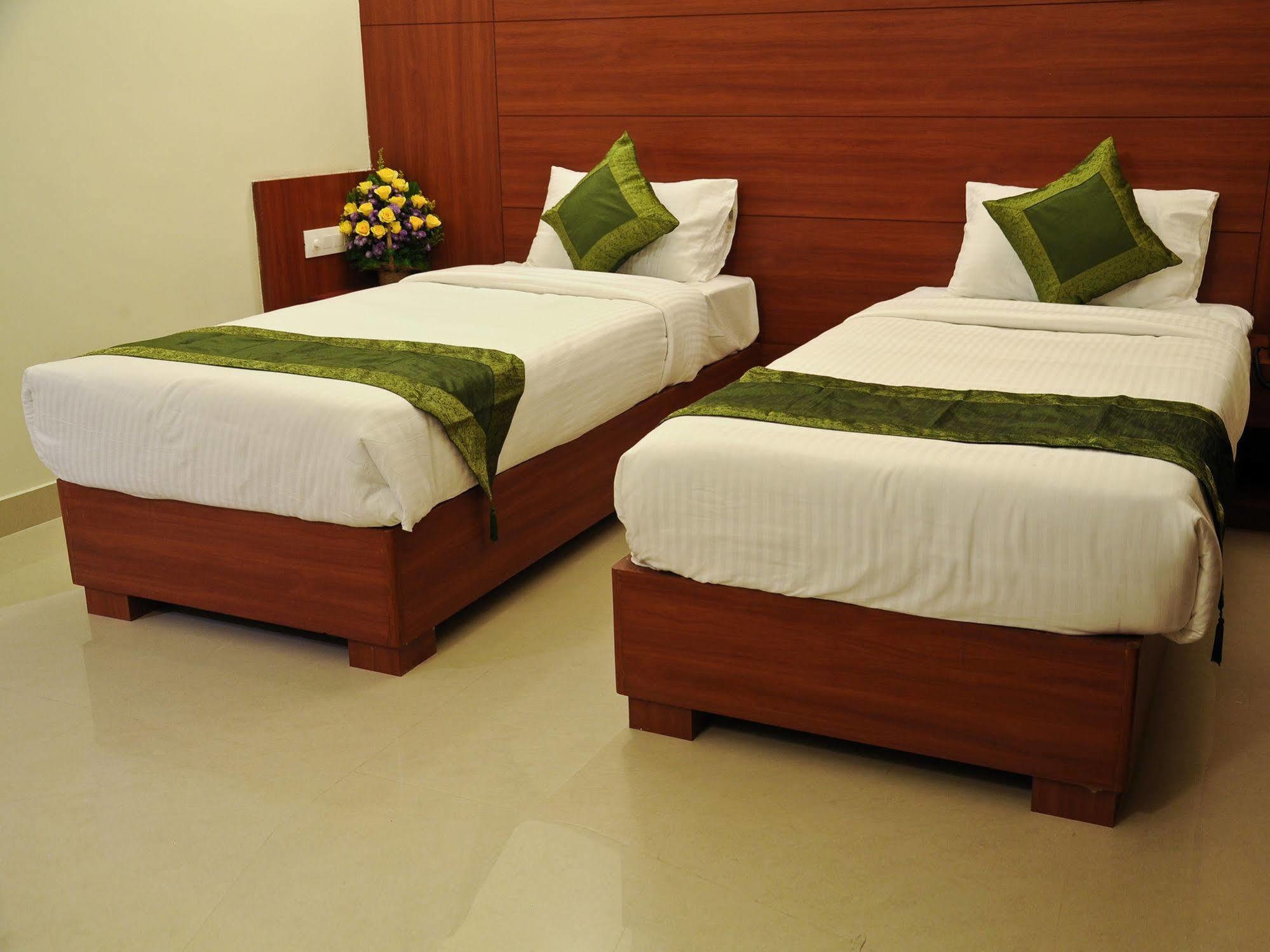 Hotel Golden Castle Hotel