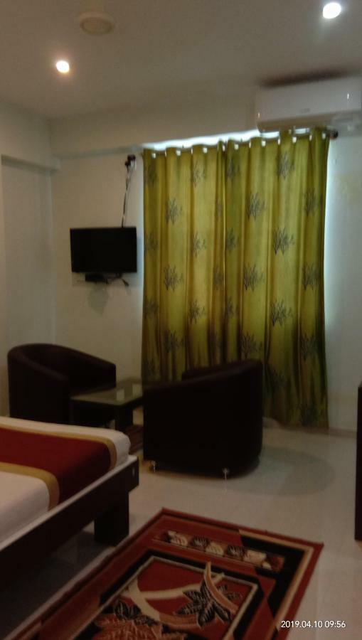 Golden Residency 2*
