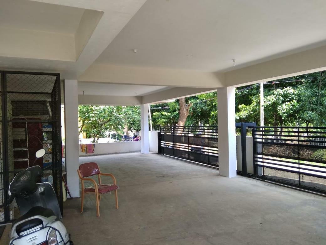 Apartment Unnathi *