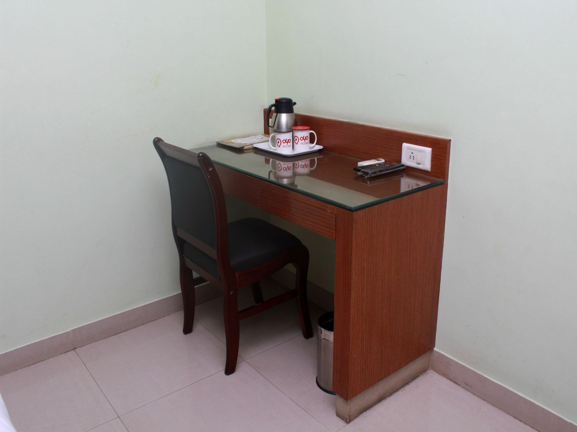 Hotel Oyo Premium Railway Station 3*