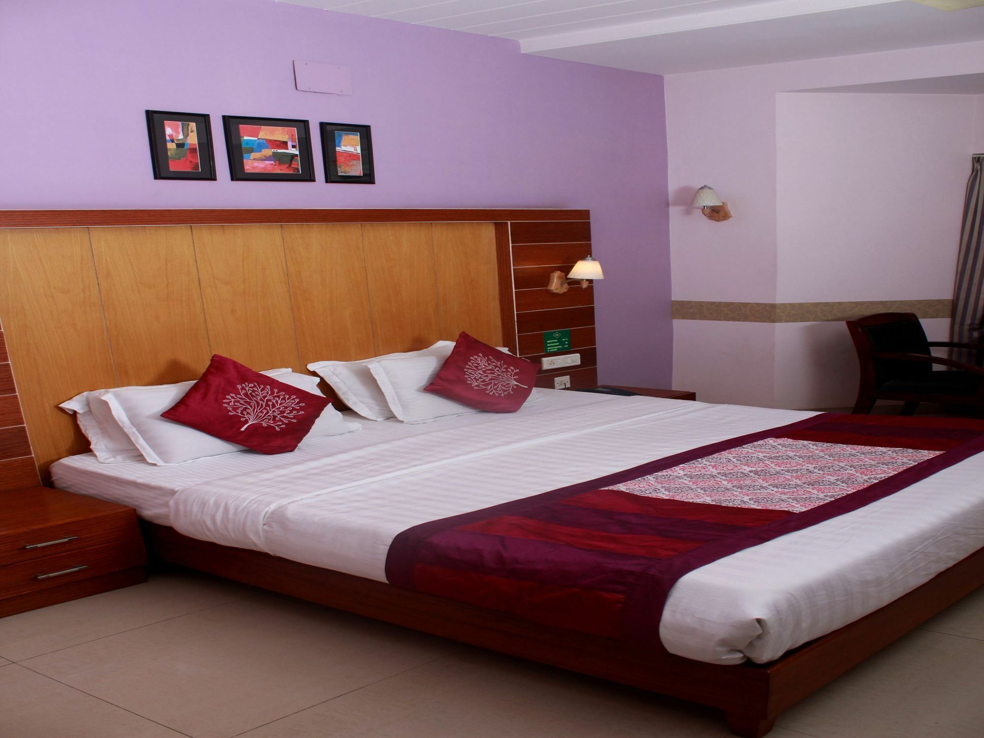 Oyo Premium Railway Station 3*