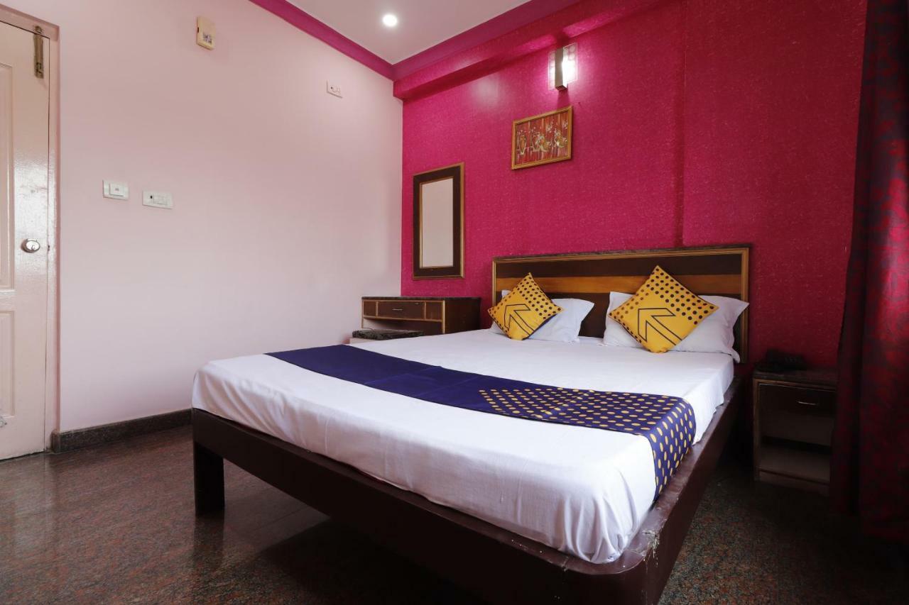 Spot On 62188 Sahara Residency Spot Hotel 3*