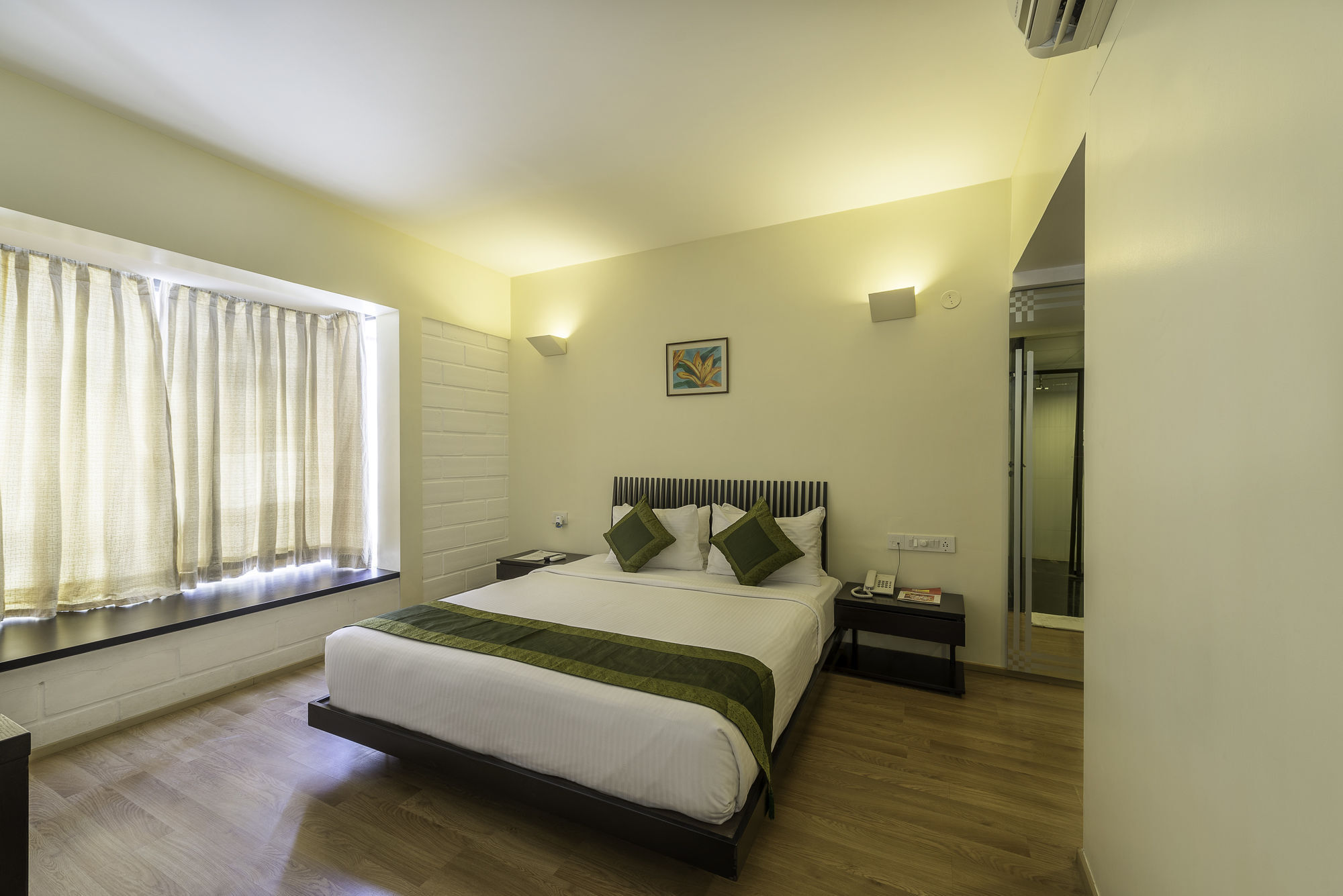 Treebo Trend Spektrum Hotel 3*