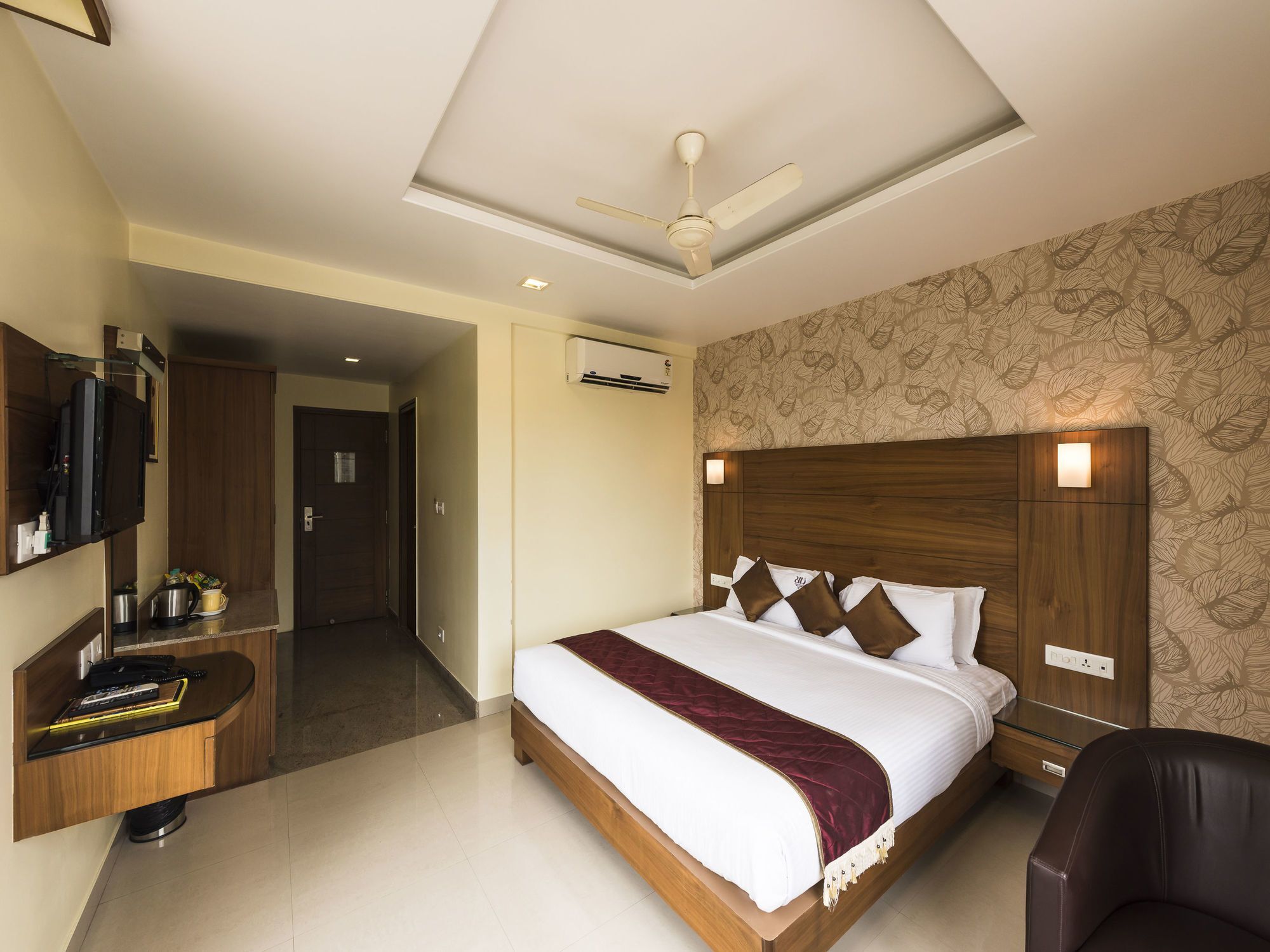 Hotel National Residency 3*