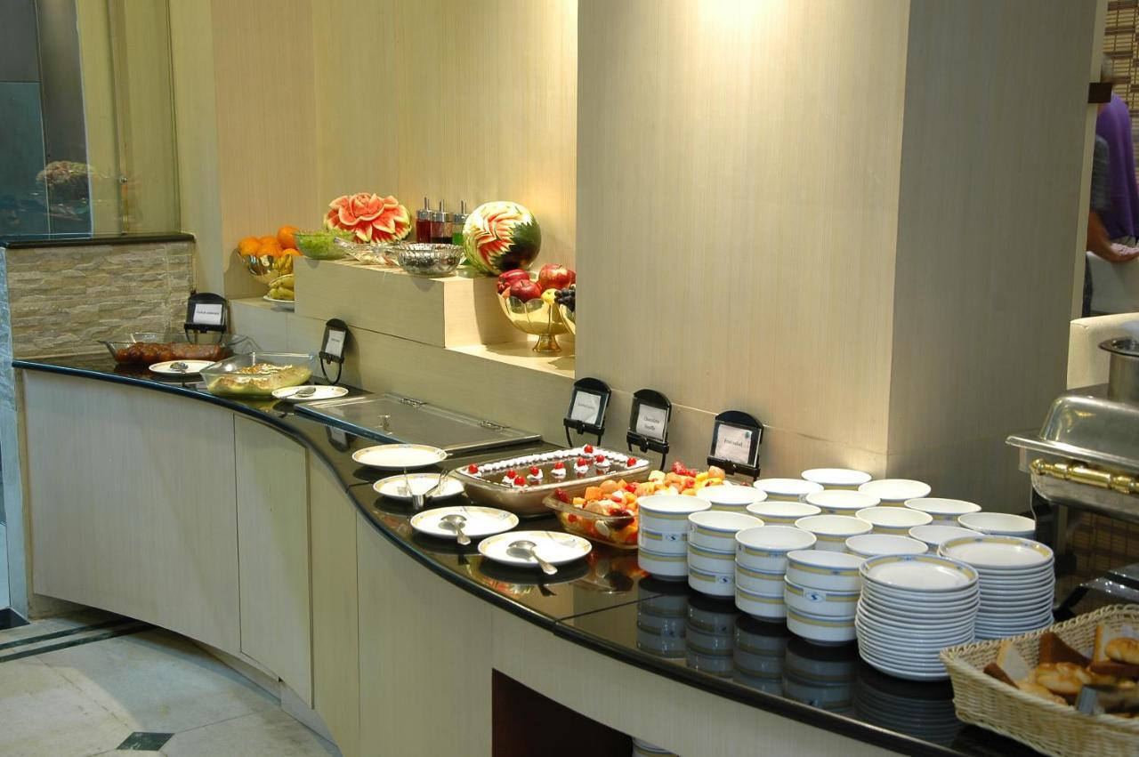Sandesh The 4*