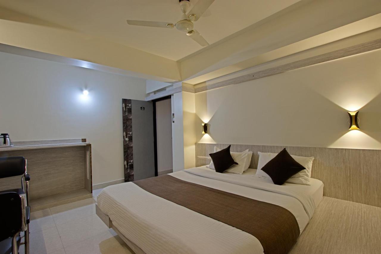 Lodge Mannars Residency *