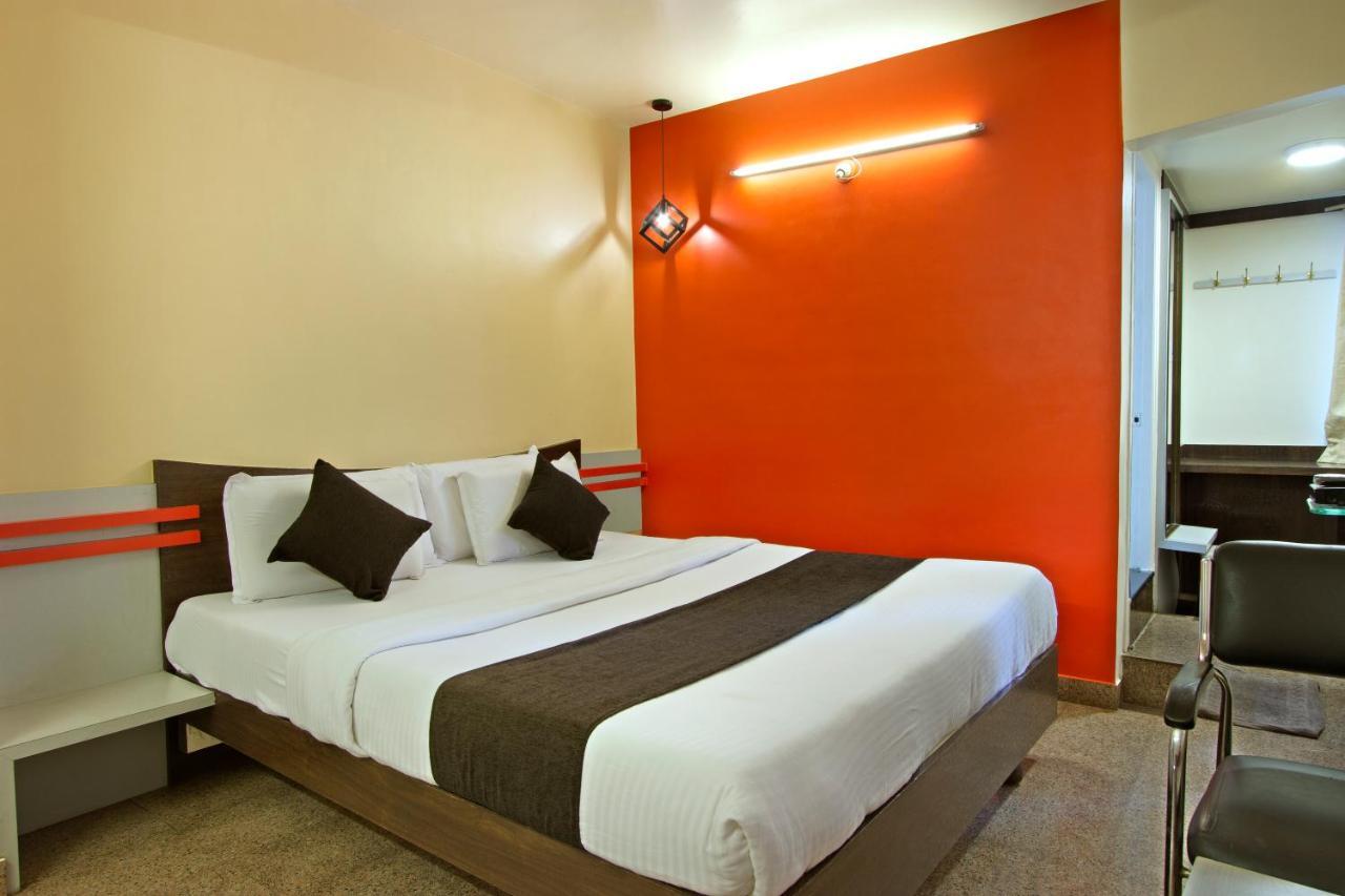 Mannars Residency Lodge *