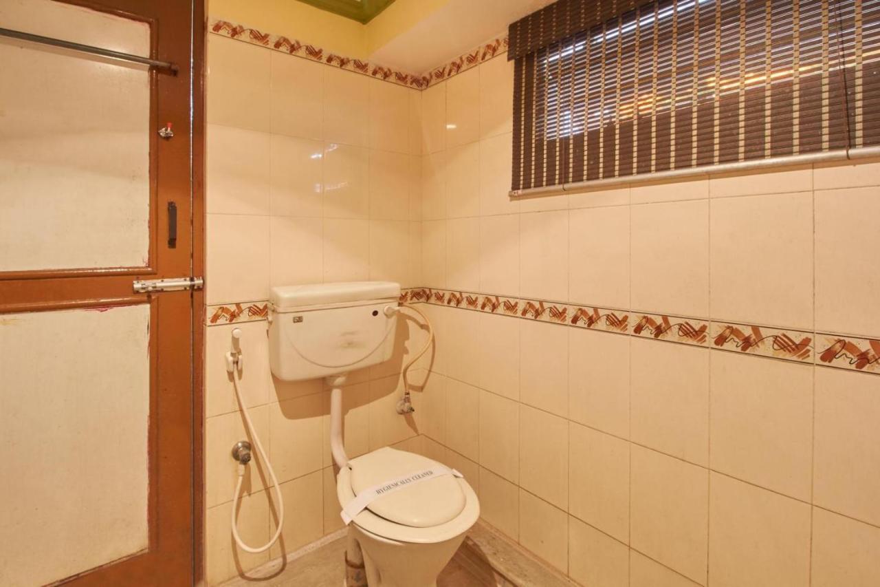 Hotel Abhishek *