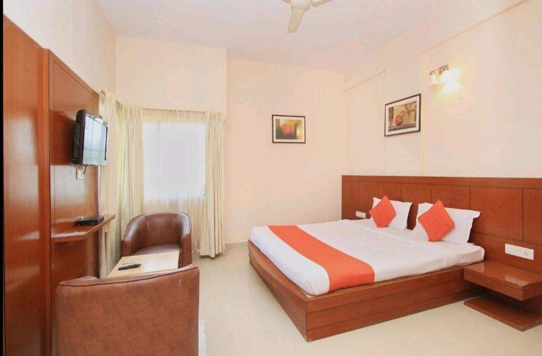 By The Way Hotel Mysore