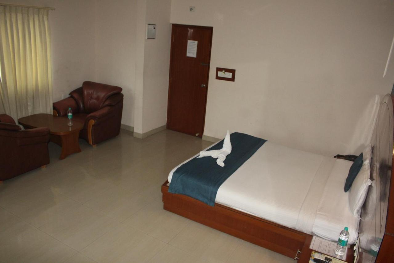 By The Way Hotel Mysore