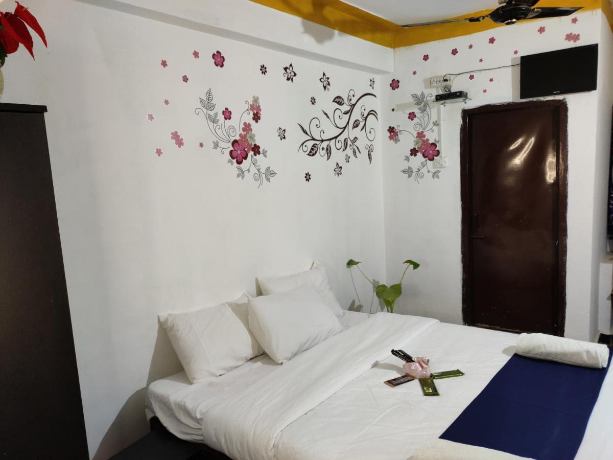 K F International Hotel 2*