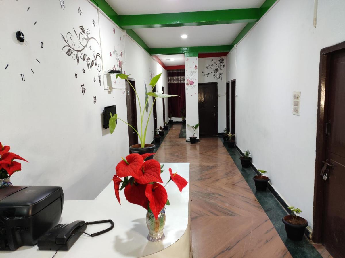 K F International Hotel 2*