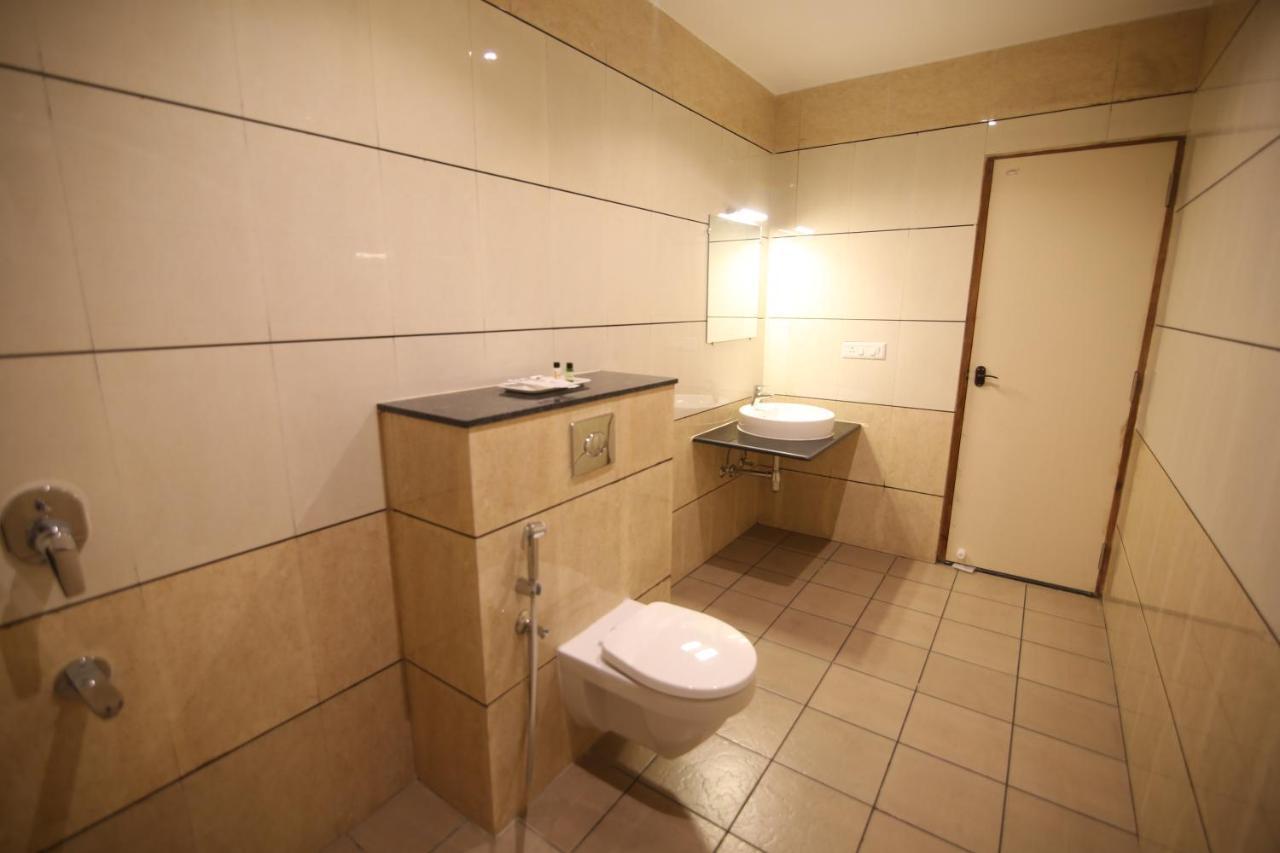 Hm 3* Mysore