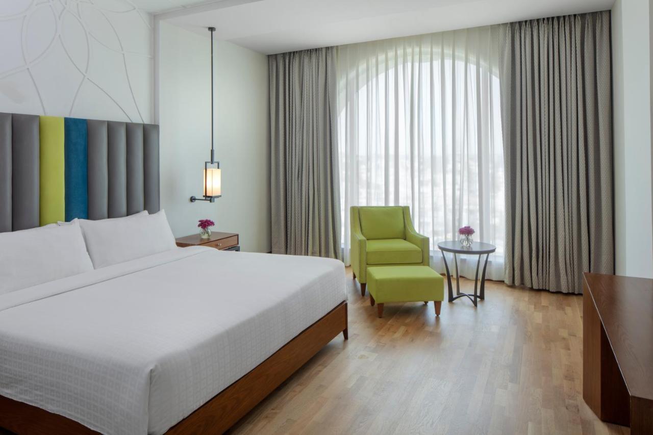 Radisson Blu Plaza Hotel