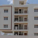 Holiday Stay Inn Serviced Apartments