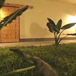 Tropicopia
