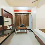 Mannars Yatri Nivas Hotel