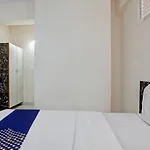 Oyo Hotel C P Residency