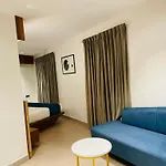 Hotel Emora Tree