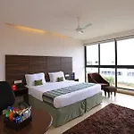 Hotel Serene Springs