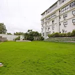 Hotel Serene Springs
