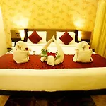 Jal Mahal Resort And Spa