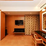 Hotel Roopa